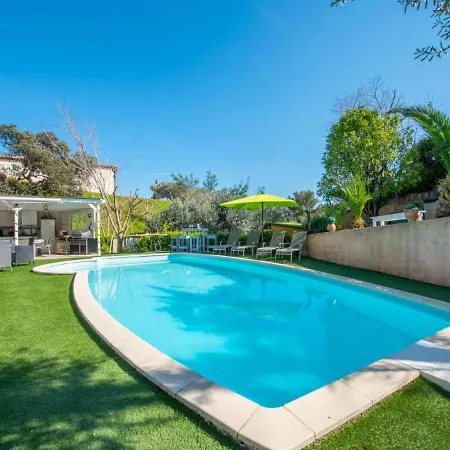 Avec Piscine 2 4 Couchages