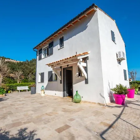 Avec Piscine 2 4 Couchages Cavalaire-sur-Mer